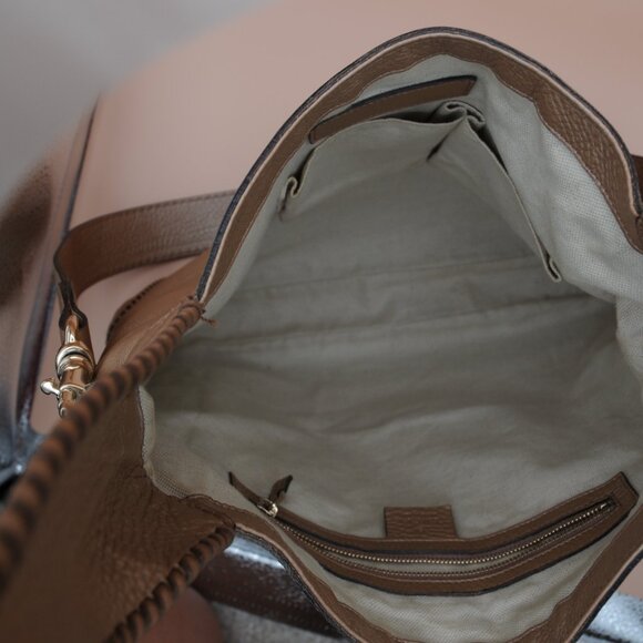 Gucci Jackie 1961 mini bag in metallic gold lamé leather  Gucci New Jackie Shoulder Bag Gold Metallic Pebbled Calfskin